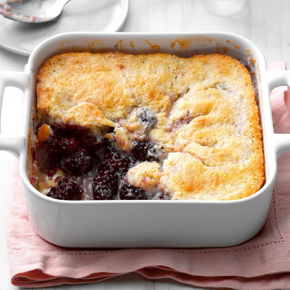 Mama's Blackberry Cobbler Recipe: How to Make It