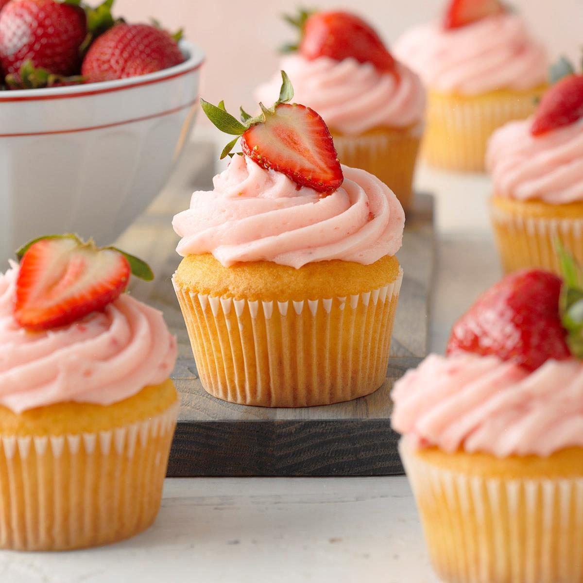 Strawberry Lemon Cupcakes Recipe | Taste of Home
