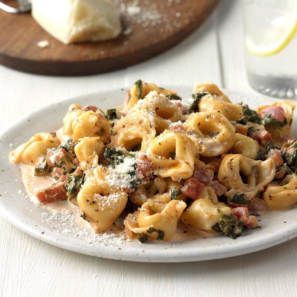 Tortellini with Tomato Spinach Cream Sauce