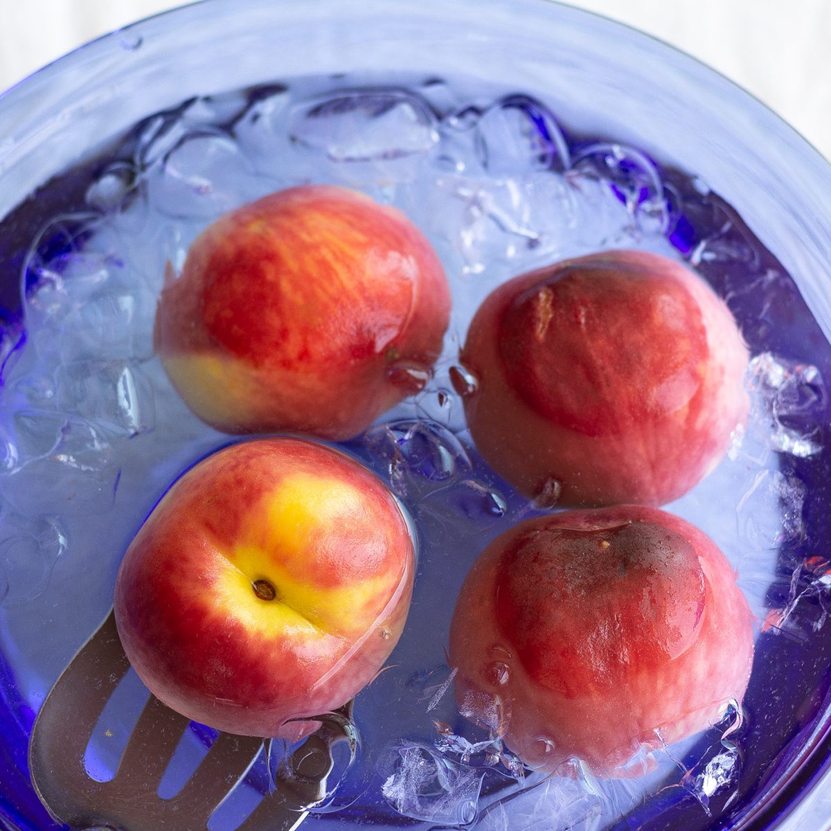 How To Peel Peaches With Step By Step Photos Taste Of Home