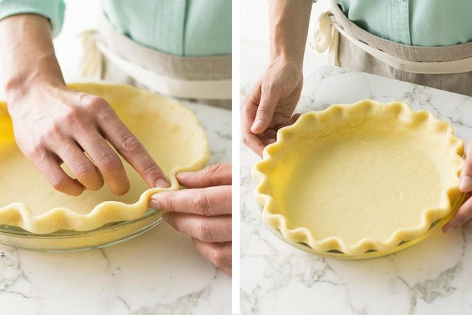 Method for how to decorate pie crust. Image of fluted edge pie crust.