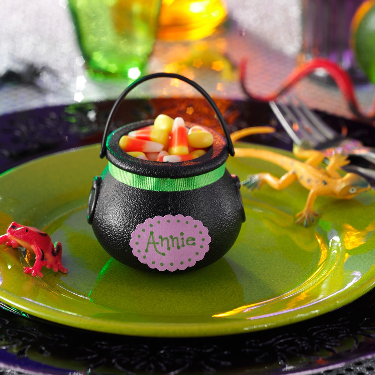 Candy cauldron decoration for Halloween