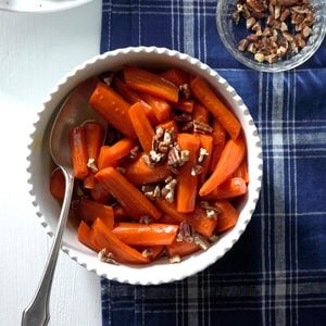 Apple-Brown Sugar Glazed Carrots