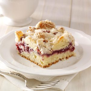 Raspberry Streusel Coffee Cake