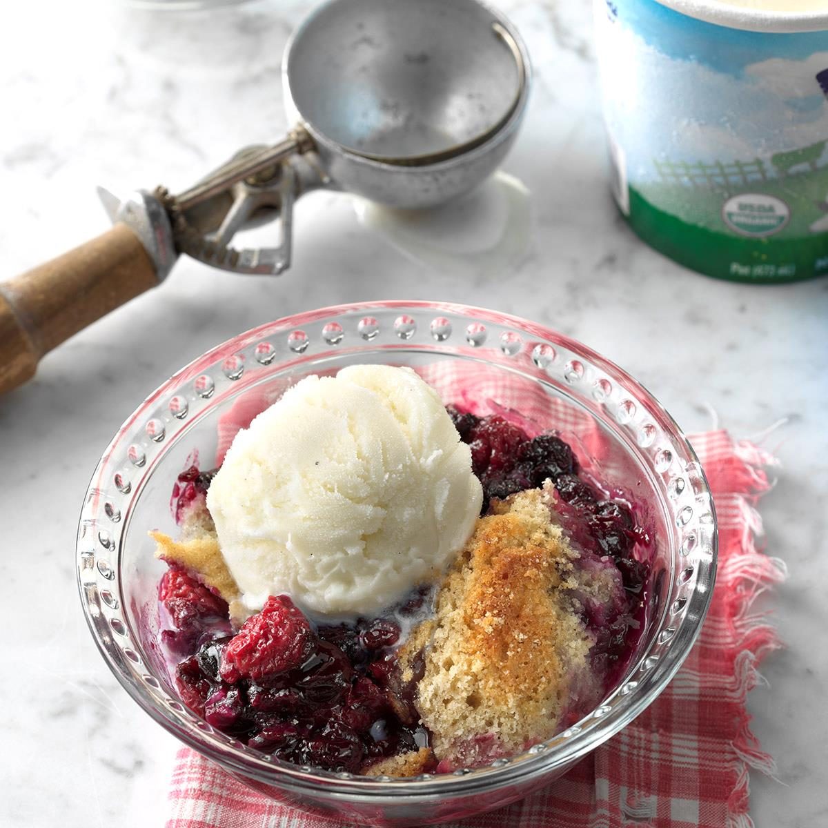 Day 29: Slow Cooker Berry Cobbler