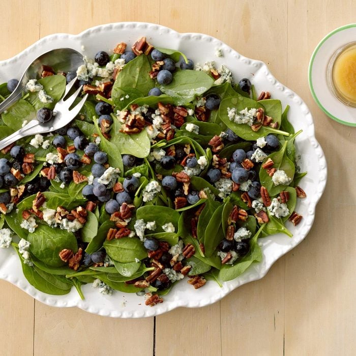 Spinach blueberry salad