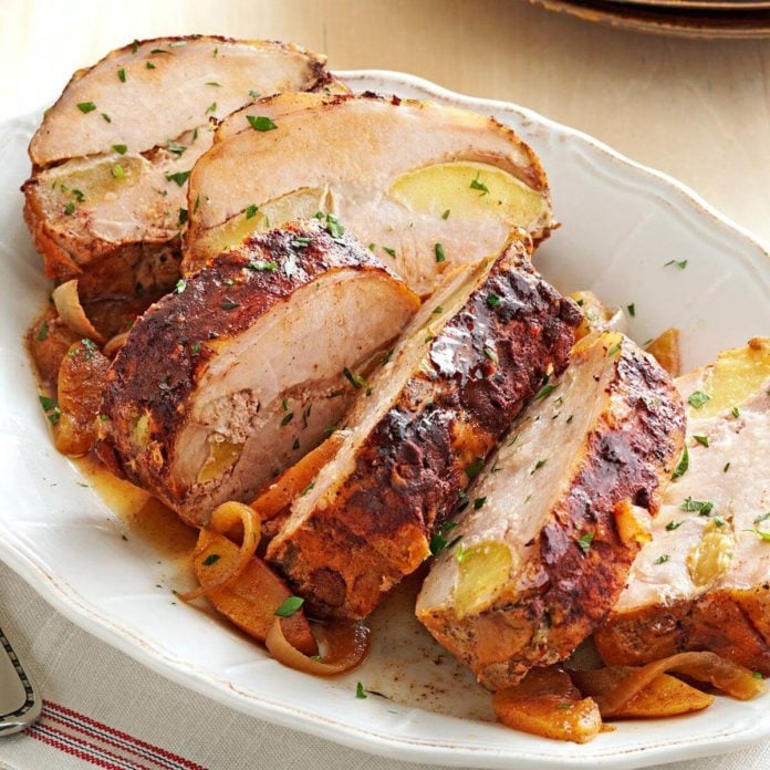 Apple-Cinnamon Pork Loin Recipe | Taste of Home