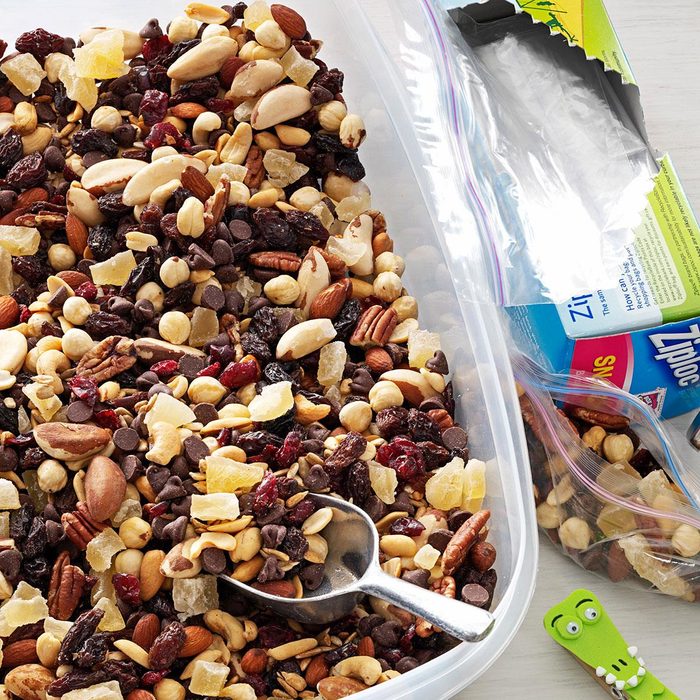 Nutty berry trail mix