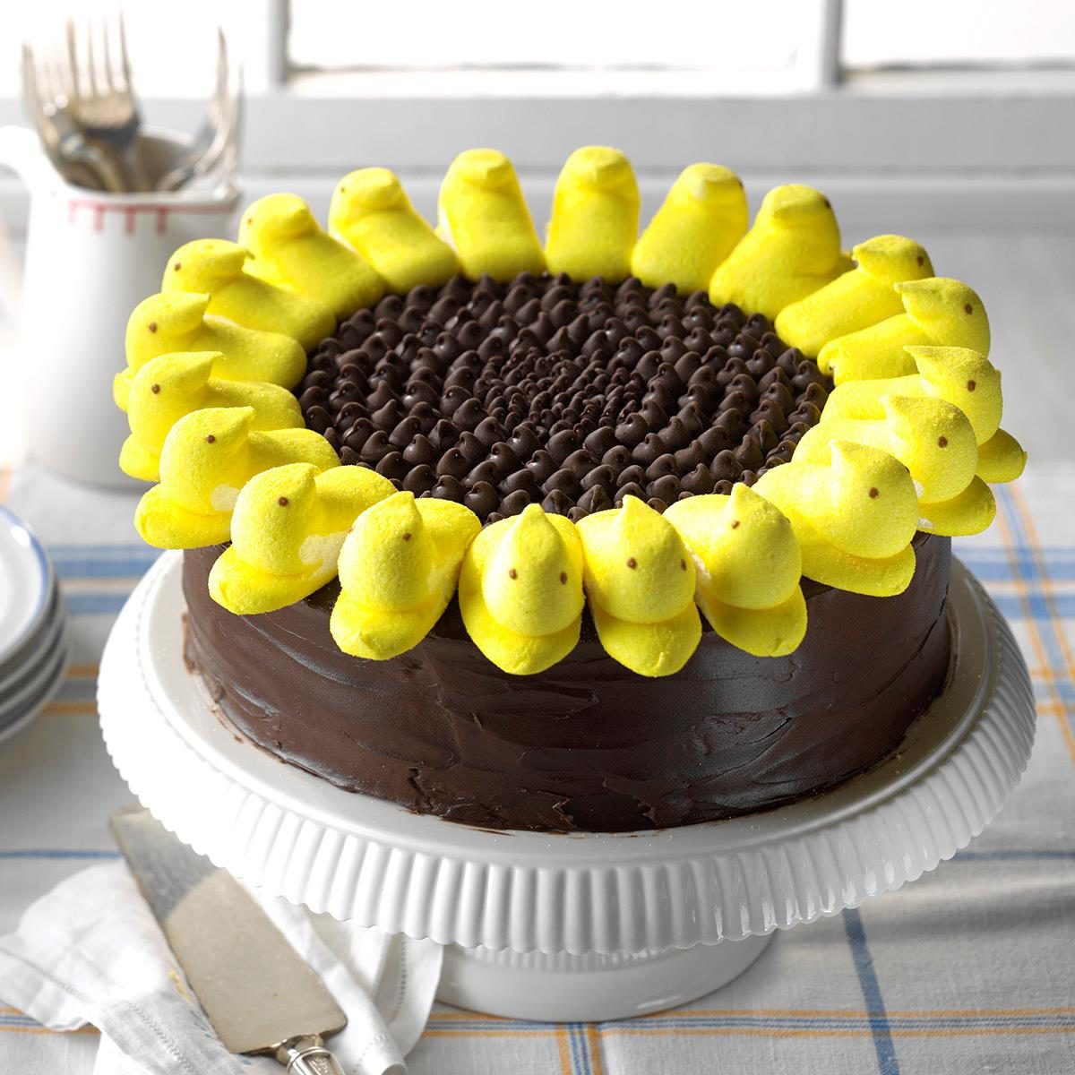 Peeps Sunflower Cake_EXPS_WRSM17_39605_C03_22_5b