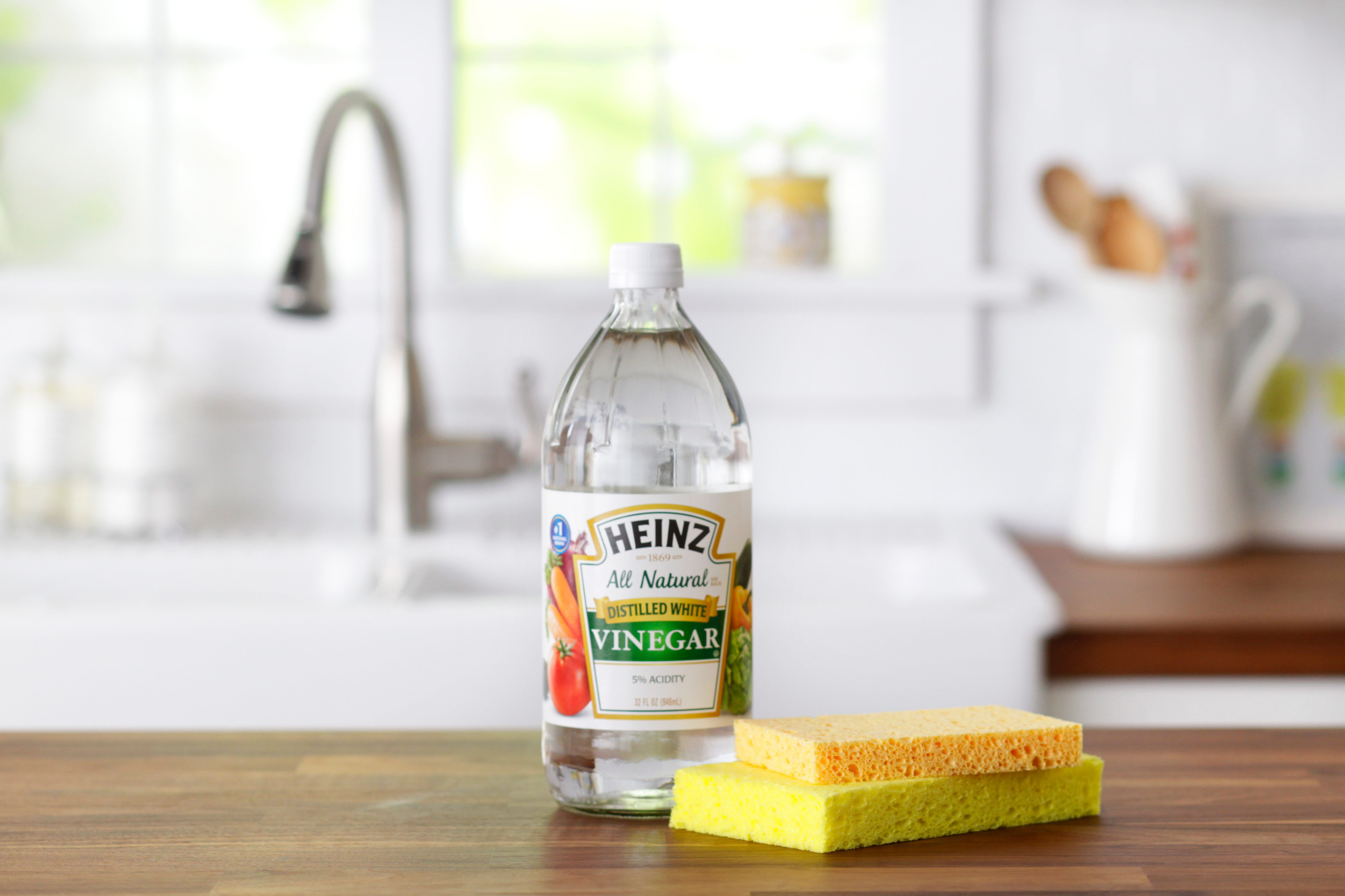 32 Reasons You Should Be Cleaning With Vinegar Taste Of Home