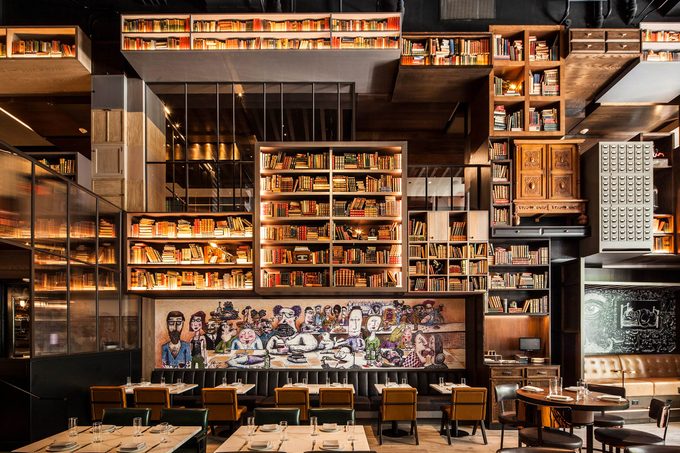 Large restaurant library