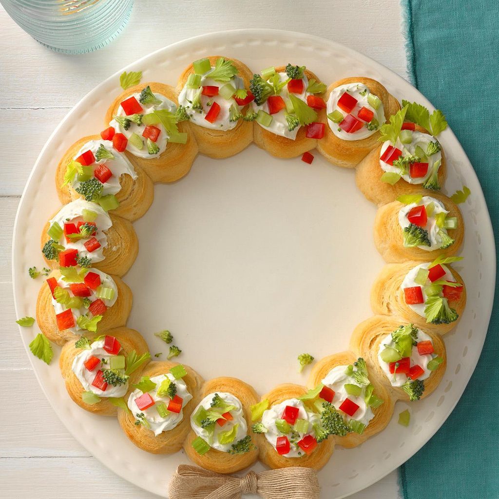 Appetizer Wreath