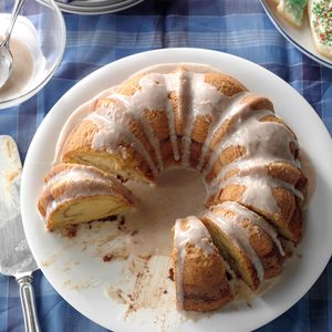 Apple Cinnamon Cake