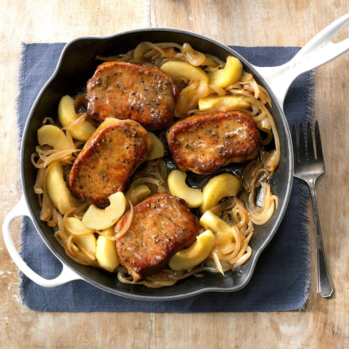 Apples ‘n’ Onion Topped Chops