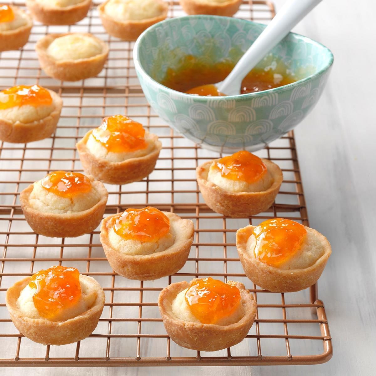 Apricot Almond Tartlets Exps Thca19 48094 E08 22 6b 10