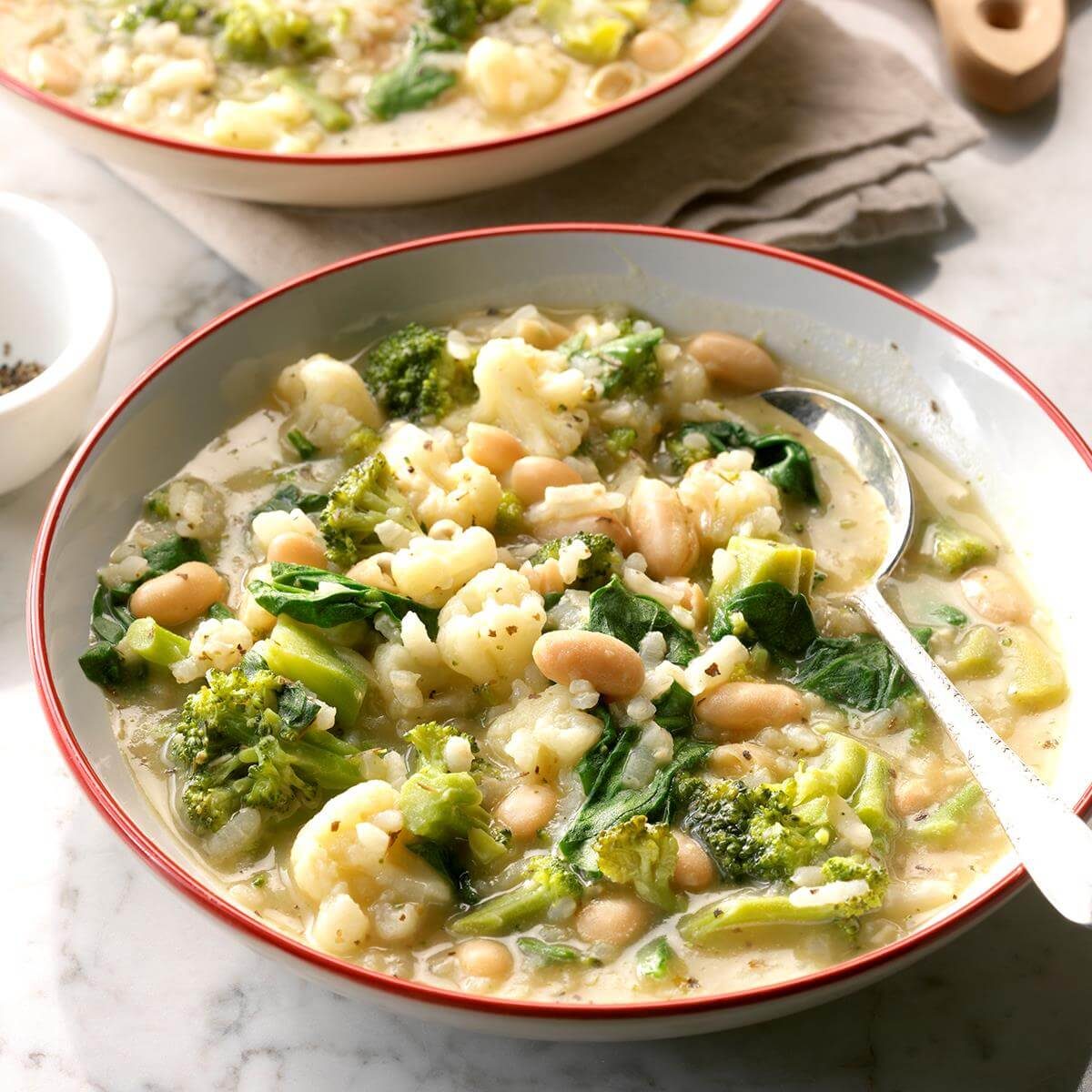 Arborio Rice And White Bean Soup Exps Sdfm18 190100 D10 06 4b