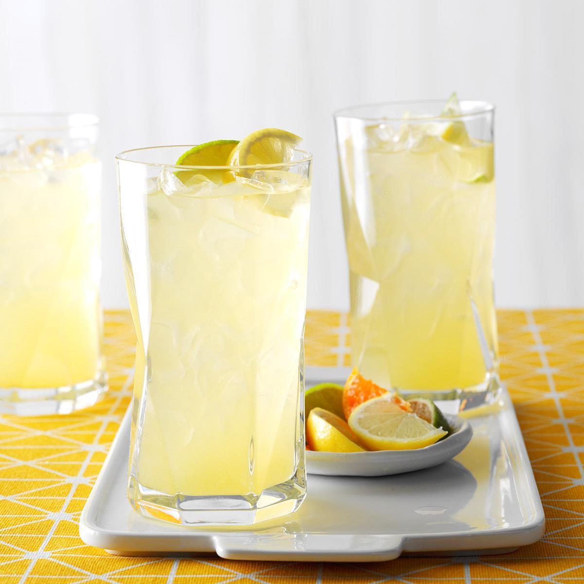 Aunt Frances’ Lemonade