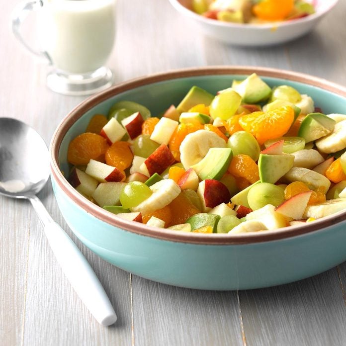 Avocado Fruit Salad Exps Hck19 21387 C06 22 4b 1