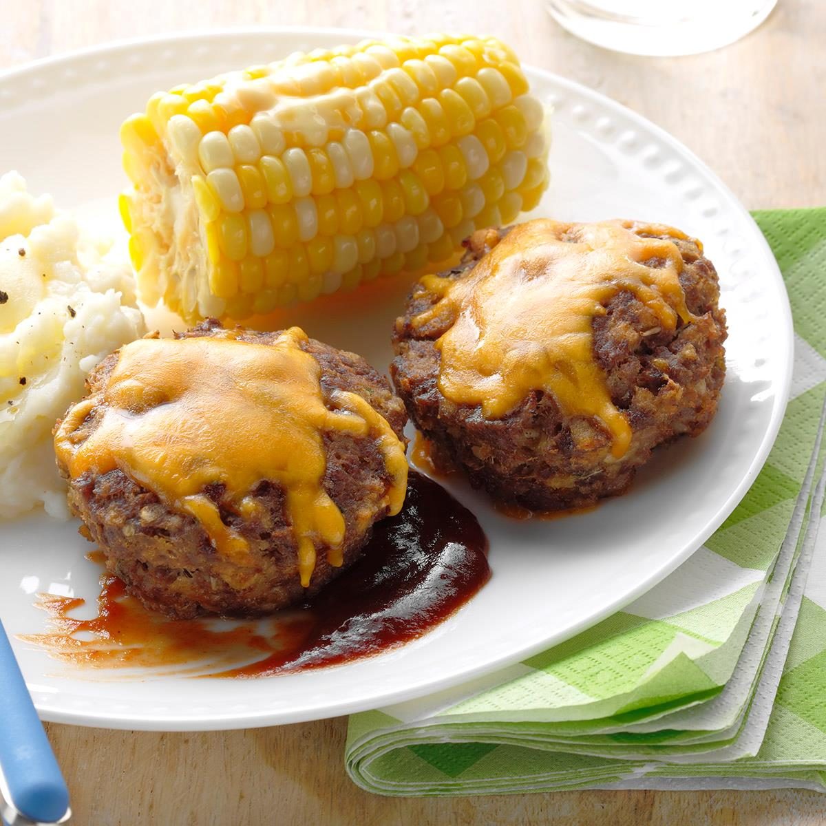 Bbq Meat Loaf Minis Exps Cwas18 53418 B04 05  2b 10