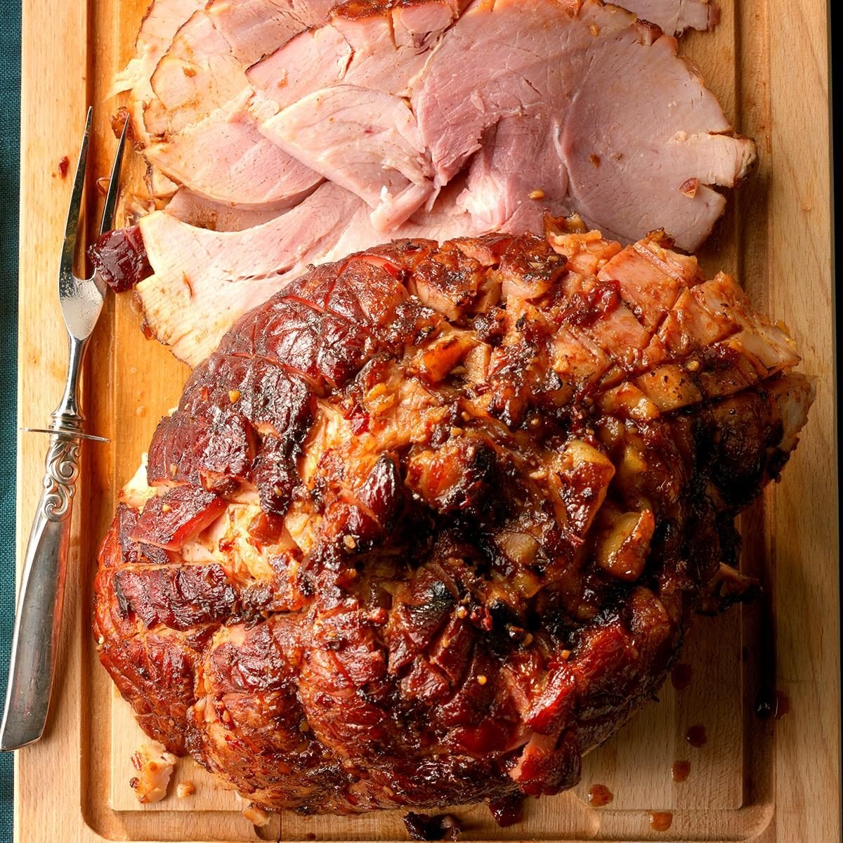 Baked Ham with Honey-Chipotle Glaze