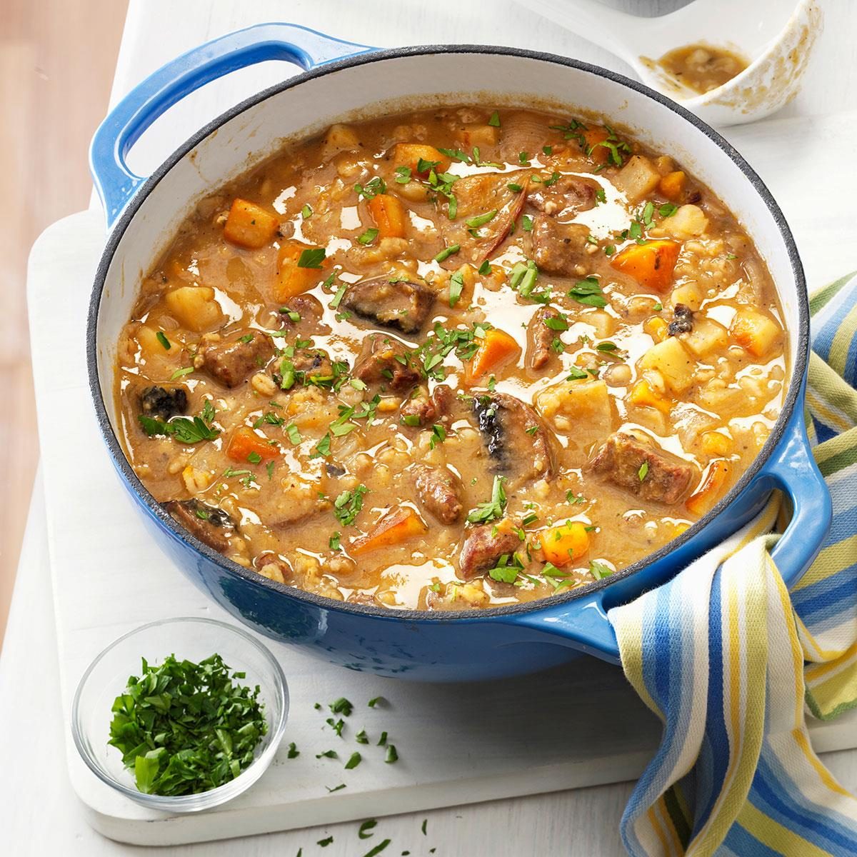 Beef Barley Soup With Roasted Vegetables Exps138600 Th2379800c04 26 6bc Rms 5