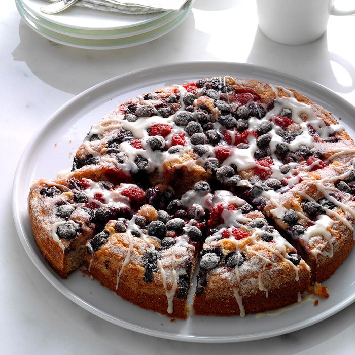 Berry Topped Coffee Cake Exps Hck17 104568 B08 24 5b 7