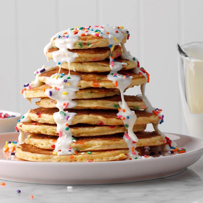 Birthday Cake Pancakes Exps Bmz19 189559 B12 04 11b 3