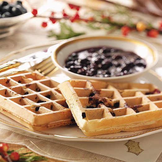 Blueberry Waffles With Blueberry Sauce Exps44016 Cwx1958946c12 04 3bc Rms 3