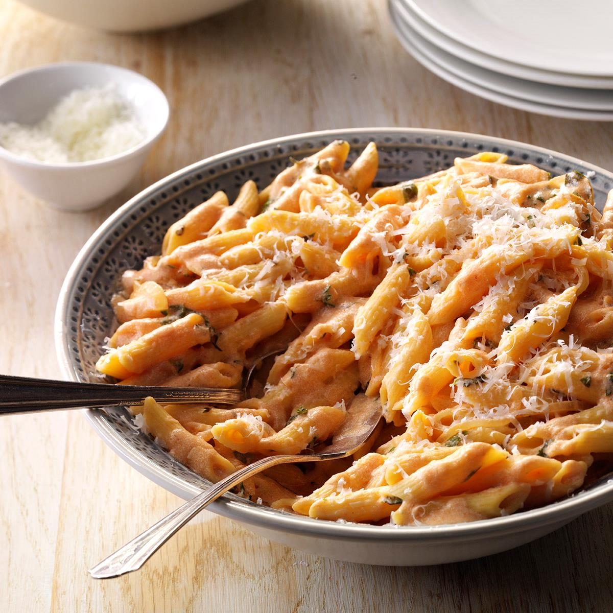 Blushing Penne Pasta Exps Sdfm17 34895 B10 06 9b 7