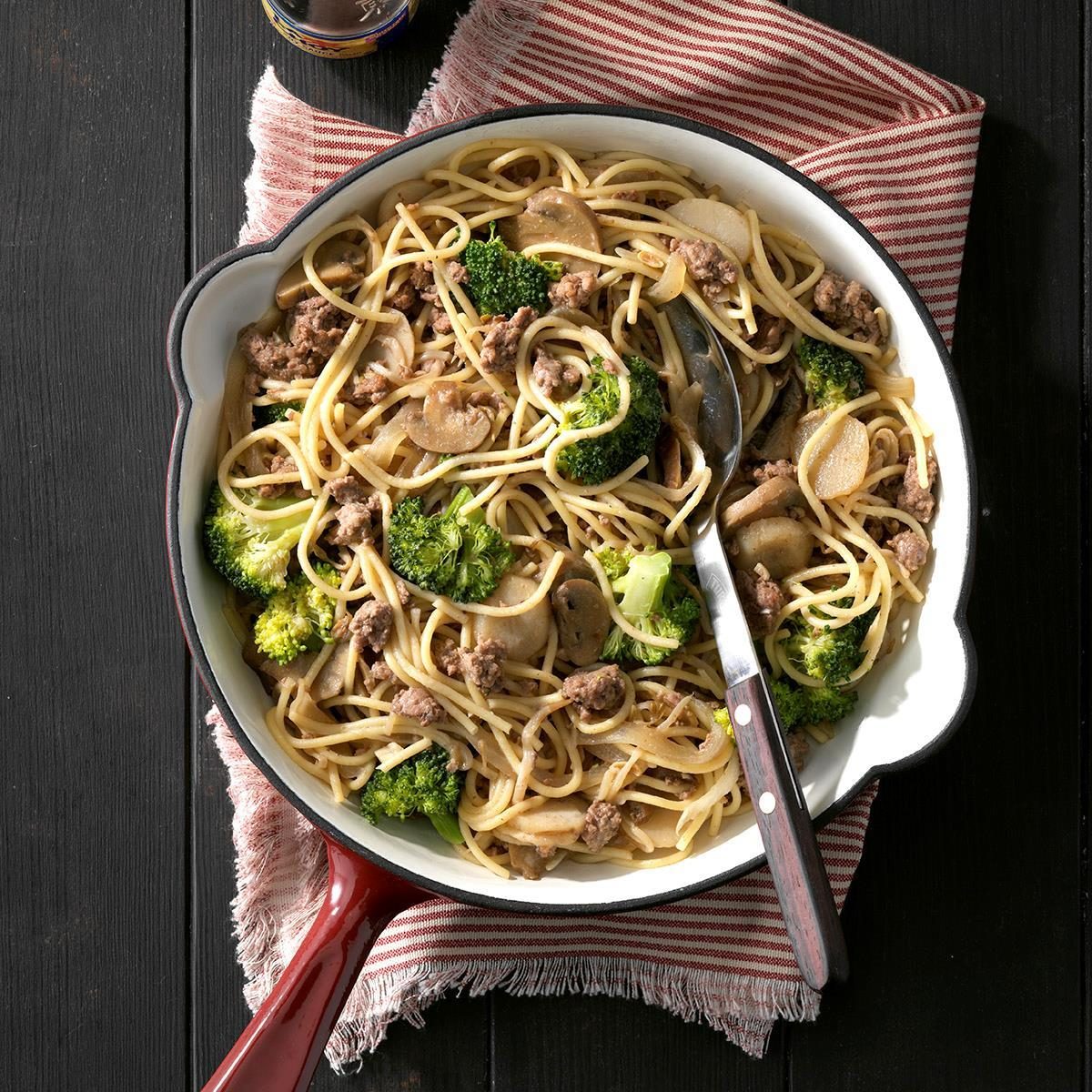 Broccoli Beef Lo Mein