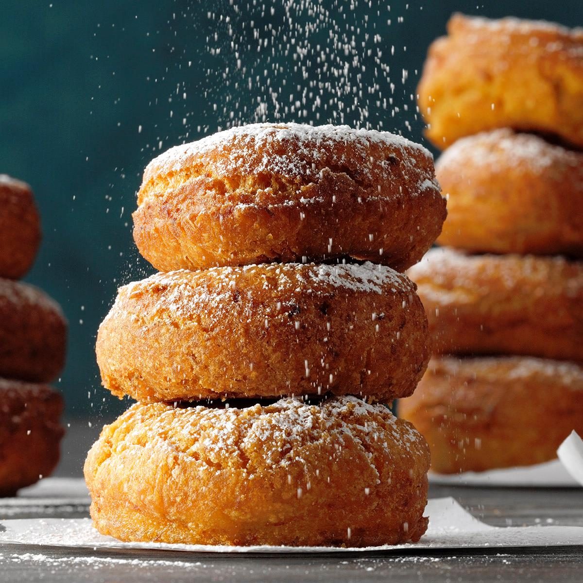 Butternut Squash Doughnuts Exps Tohas22 19512 P2 Md 04 06 4b