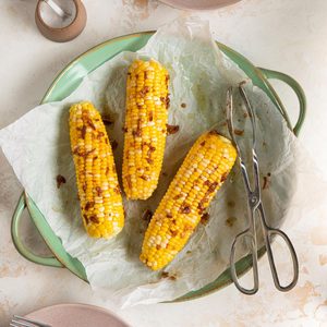 Buttery-Onion Corn on the Cob