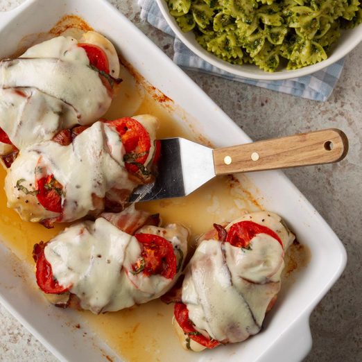 Caprese Chicken With Bacon Exps Ft20 48626 F 0212 1 6