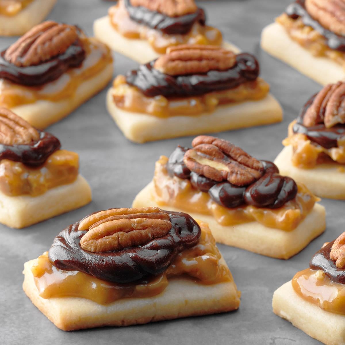 Caramel Pecan Shortbread Exps Fbmz18 19583 B05 11 5b 6