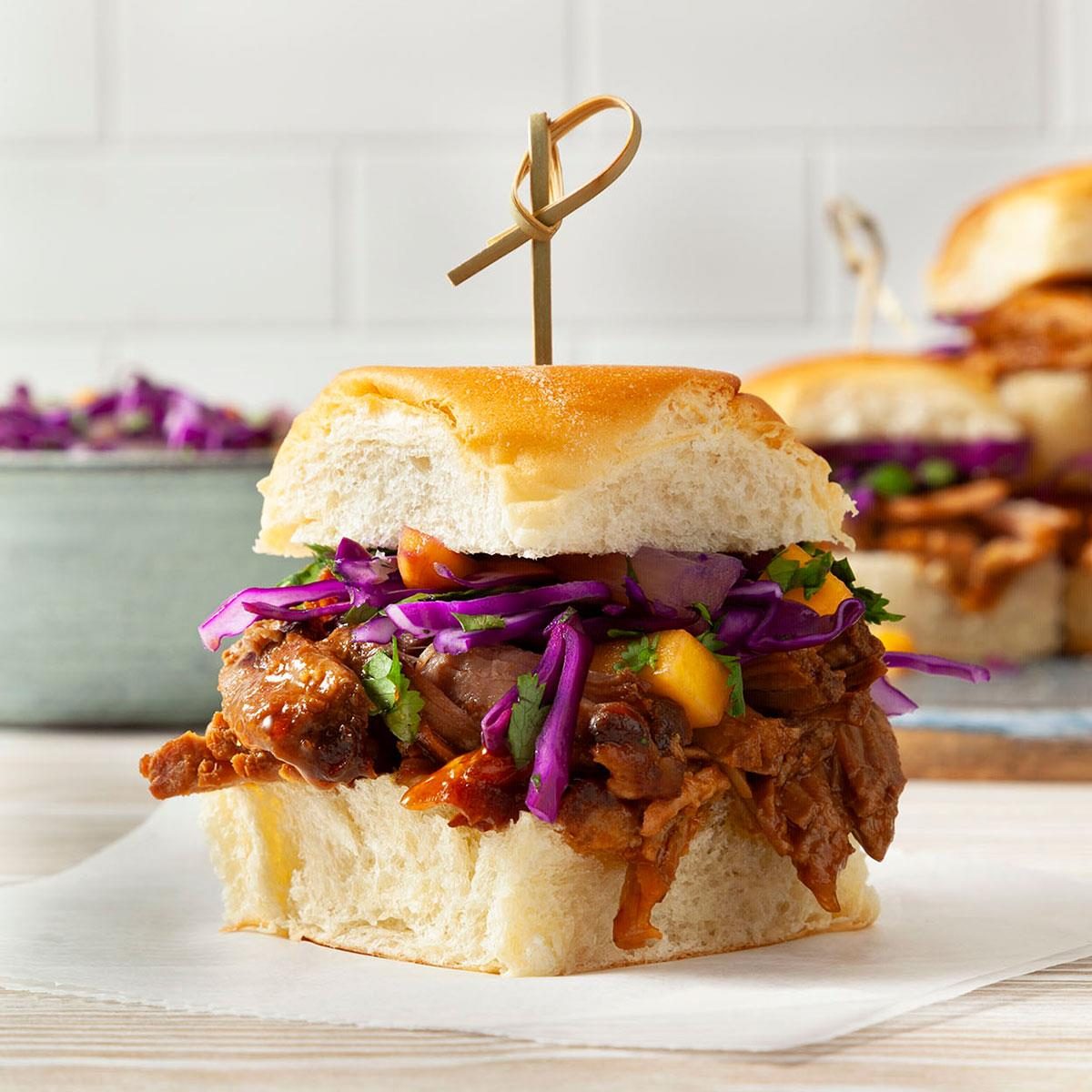 Caribbean Chipotle Pork Sliders Exps Ft24 155984 Jr 0131 7