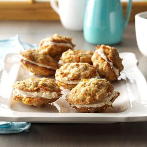 Carrot Cake Sandwich Cookies