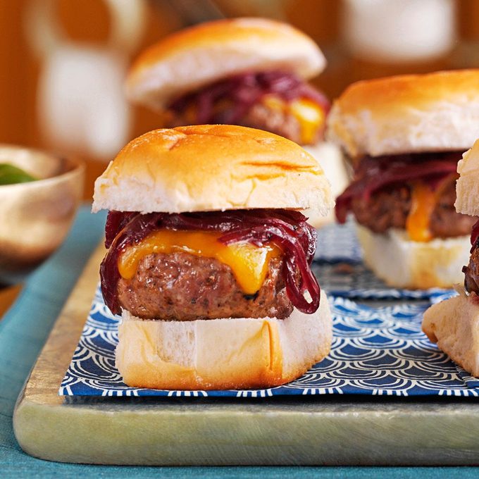 Cheddar Onion Beef Sliders Exps167980 Th133086c08 02 3bc Rms 5
