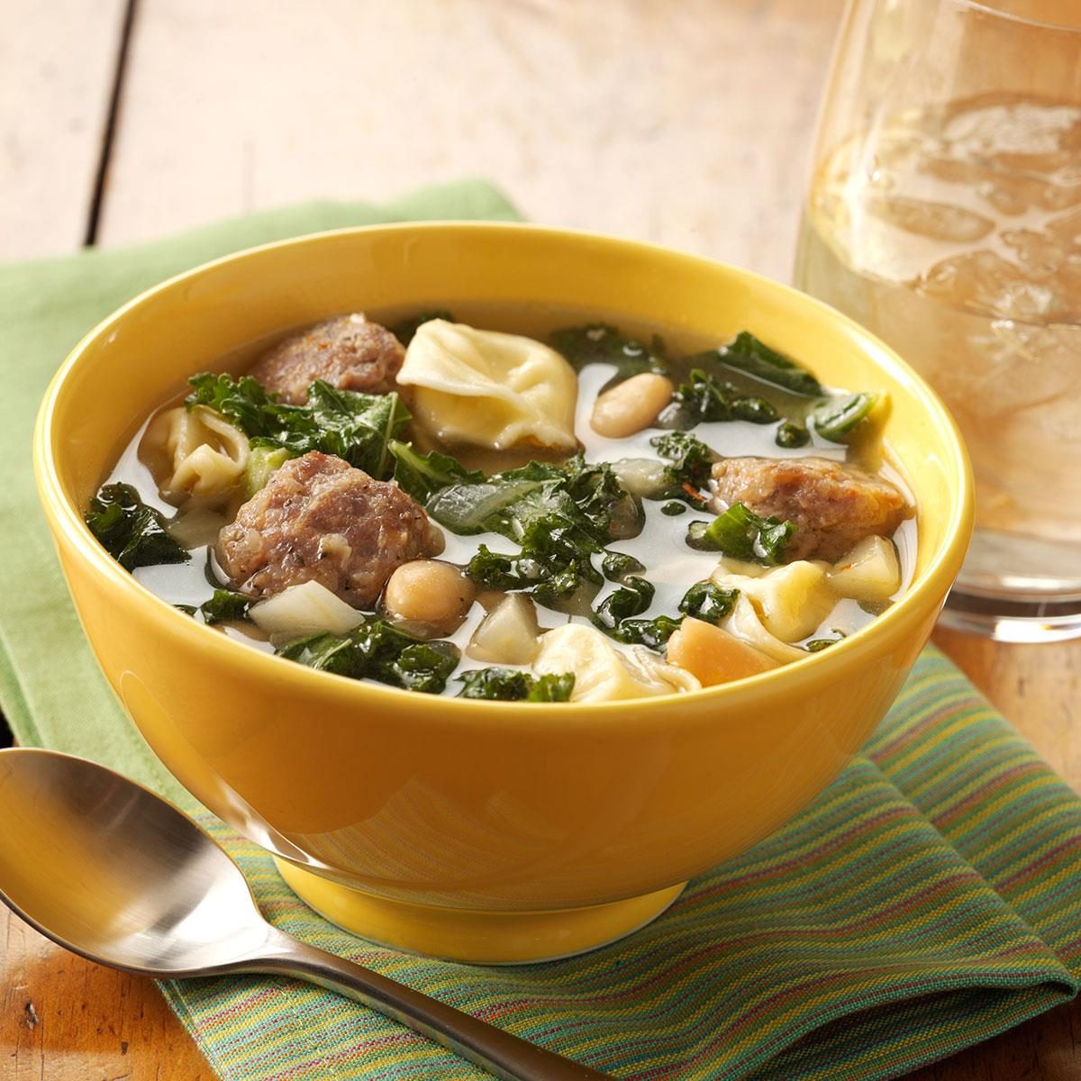 Cheese Tortellini and Kale Soup