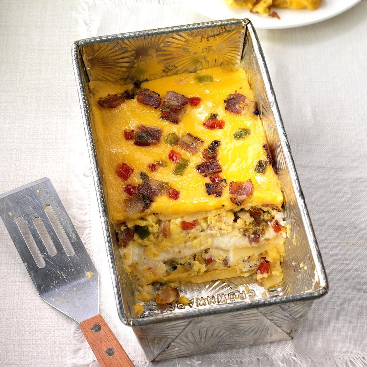 Cheesy Bacon Breakfast Lasagna Exps Thfm18 205430 C09 21 7b 7