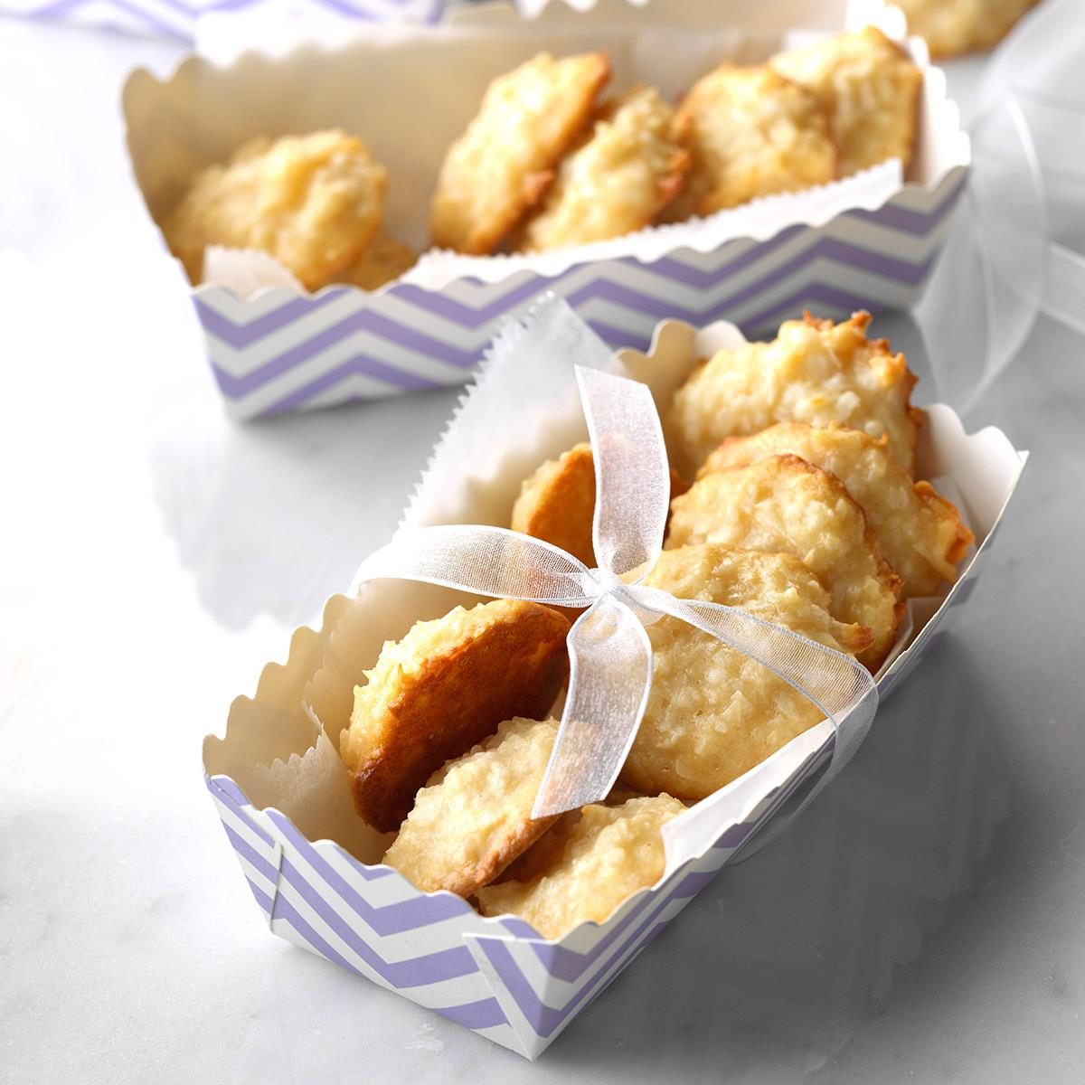 Chewy Coconut Macaroons