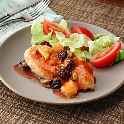 Chicken With Cherry Pineapple Sauce Exps50877 Thhc1997844b11 11 4bc Rms 7