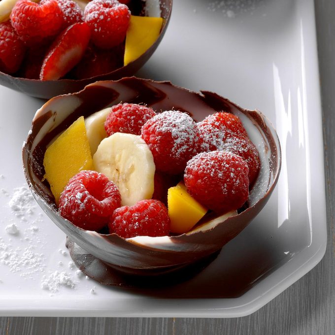 These 2-ingredient chocolate bowls are made with two kinds of melted chocolate.