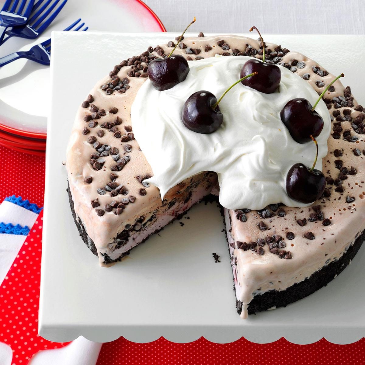 Chocolate-Cherry Ice Cream Cake Recipe: How to Make It