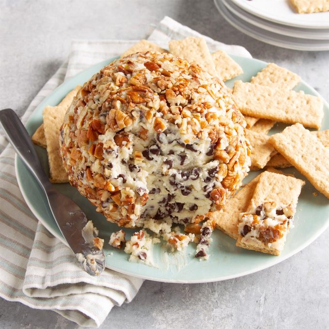 Chocolate Chip Cheese Ball Exps Ft21 13277 F 0421 1