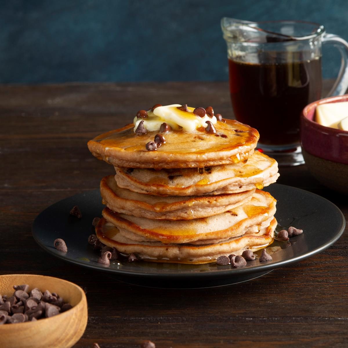 Chocolate Chip Pancakes Exps Ft21 8792 F 0420 1