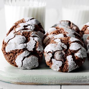 Chocolate Crinkle Cookies