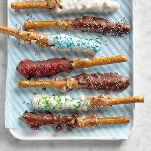 Chocolate-Dipped Pretzel Rods