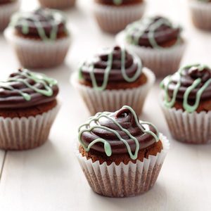 Chocolate-Mint Cookie Cups