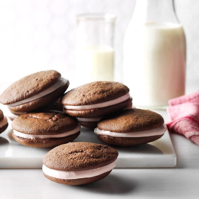 Chocolate-Raspberry Whoopie Pies