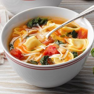 Christmas Tortellini & Spinach Soup